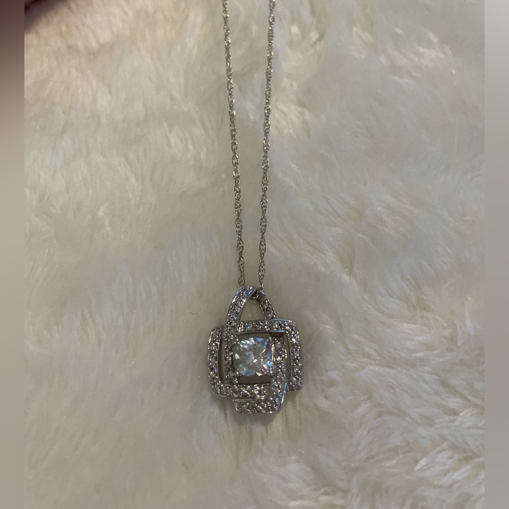 Vintage 925 sterling silver pendant